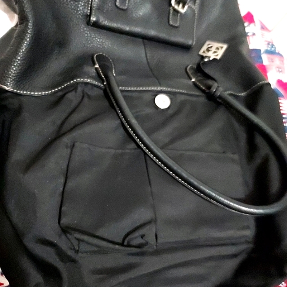 GIANI BERNINI BLACK LEATHER SHOULDER BAG - Picture 10 of 11